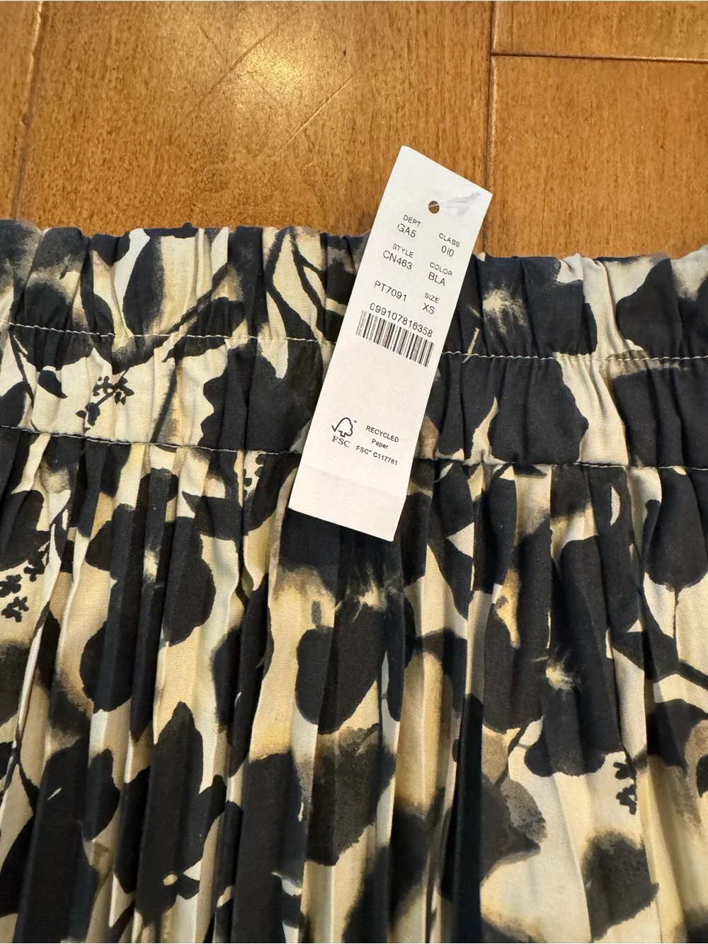 J. Crew Black and Cream Floral Pleated Midi Skirt XS-